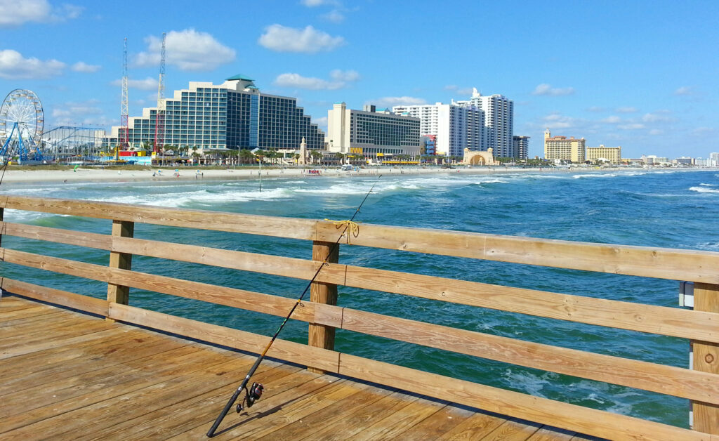 Daytona-Beach_dreamstime_m_43815671