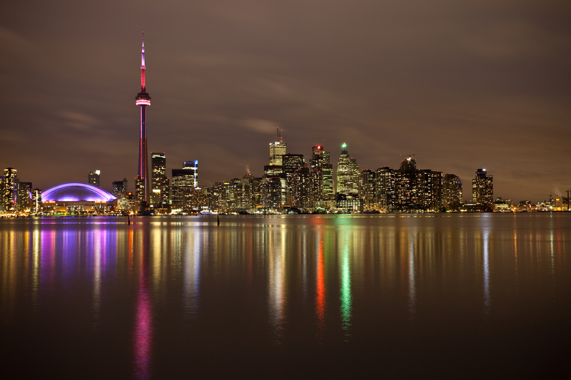 Toronto_dreamstime_s_19820356